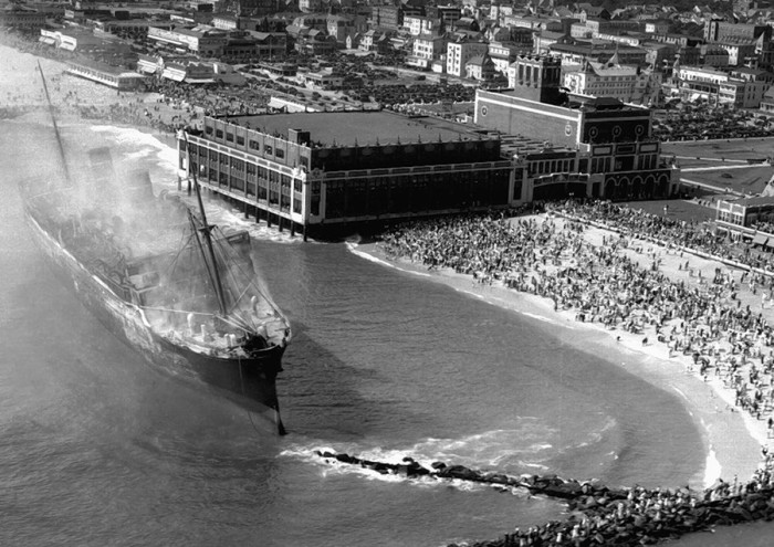 s-s-morro-castle-disaster-1934